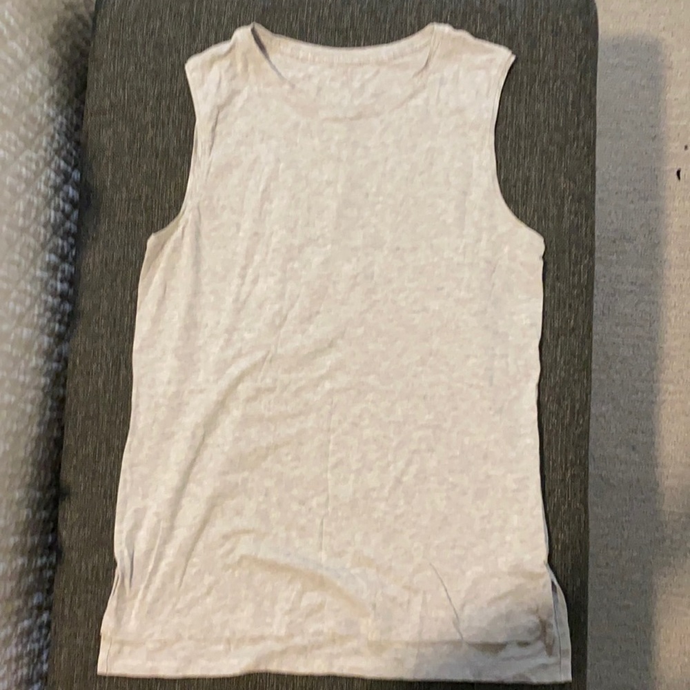 Lululemon tank top